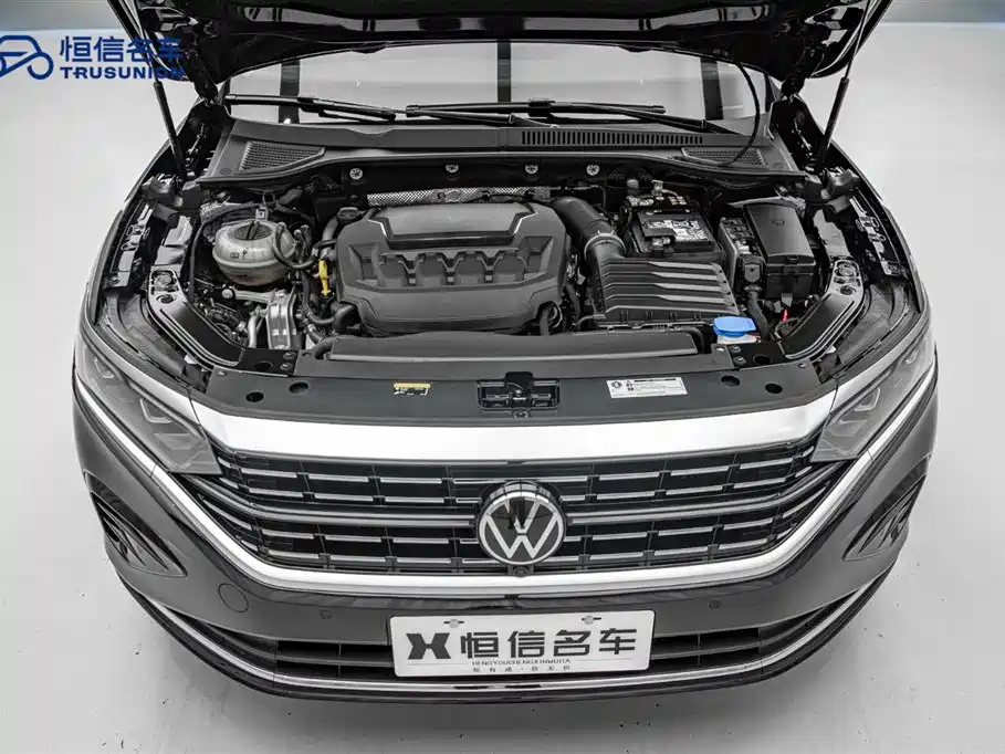 Volkswagen Passat 2024 380TSI Luxury фото 21