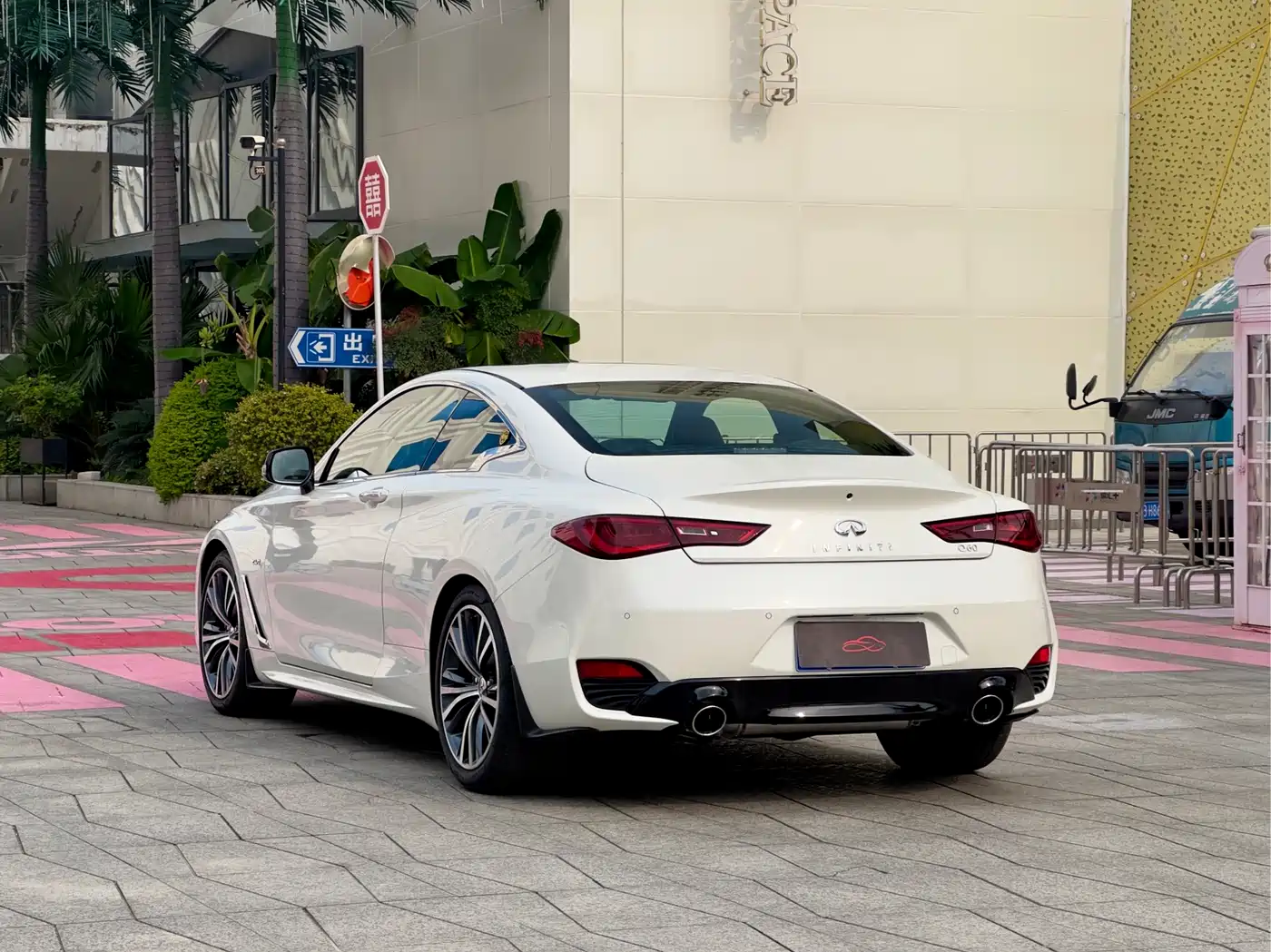 Infiniti Q60 2018 2017 2.0T Luxury Edition
