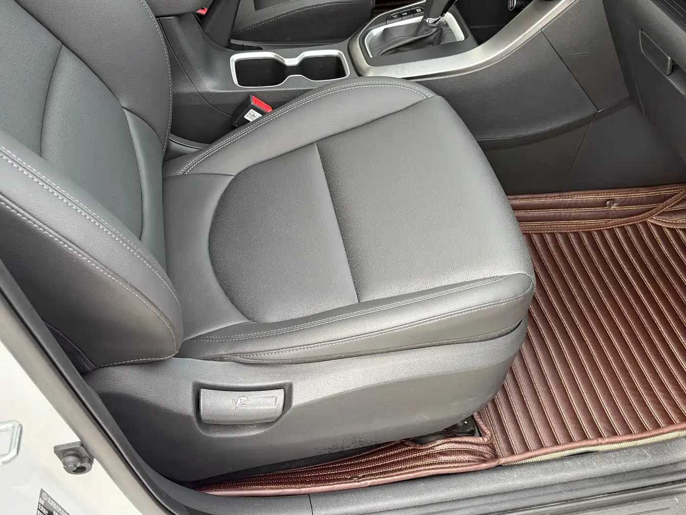 Hyundai Beijing Hyundai ix35 2019 2.0L Automatic 2WD Zhiyong·Smooth Enjoy China VI фото 14