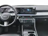Photo 13 - Hyundai Sonata