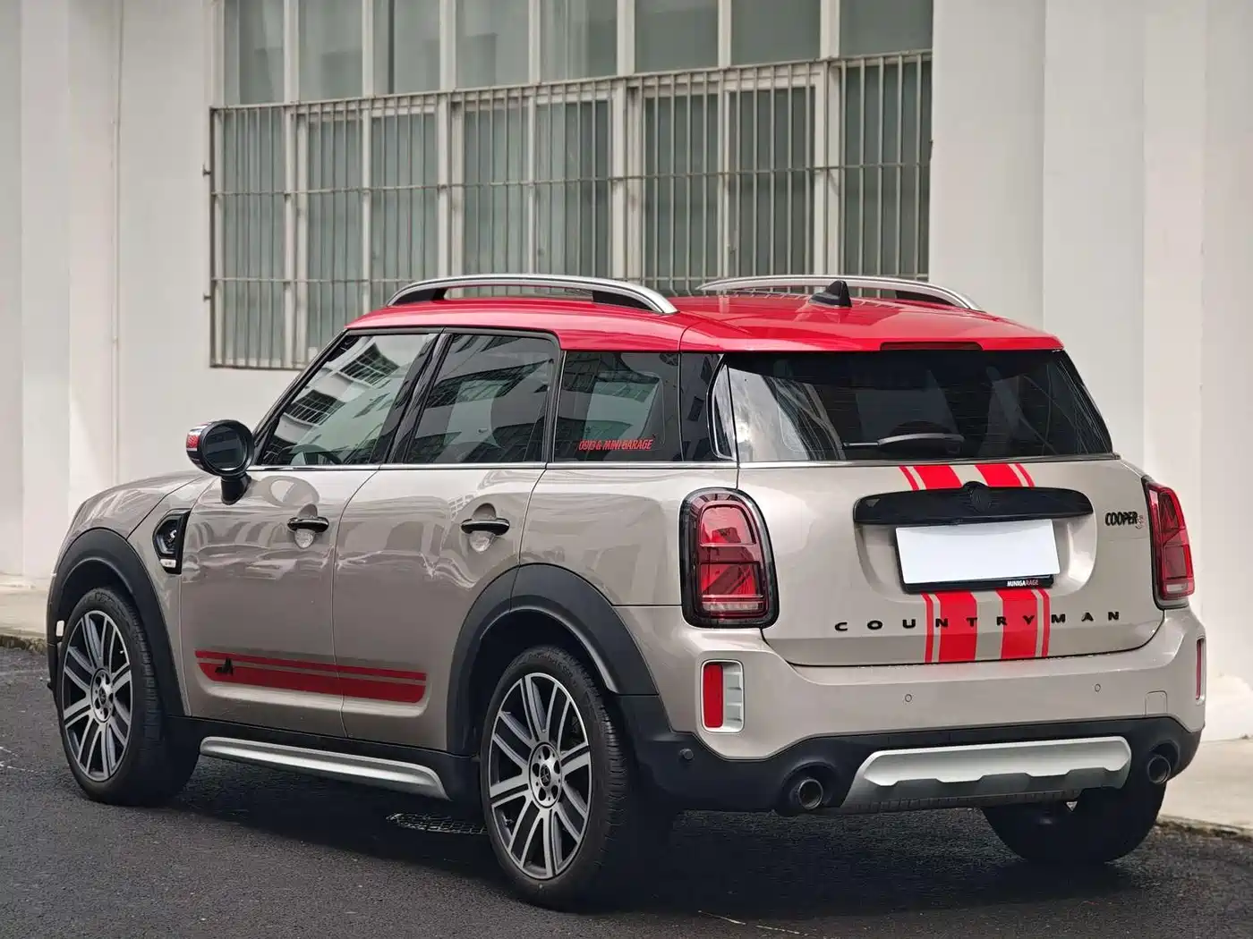 MINI COUNTRYMAN 2022 2023 Facelift 2.0T COOPER S ALL4 Connoisseur