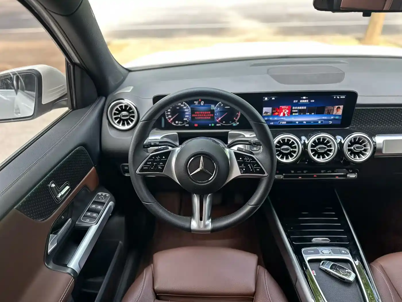Mercedes-Benz GLB 2024 GLB 220 Dynamic фото 3