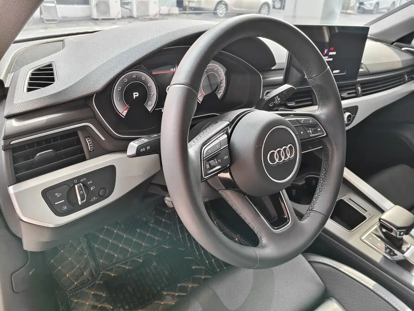 Audi A4L 2023 40 TFSI Fashion Dynamic фото 4