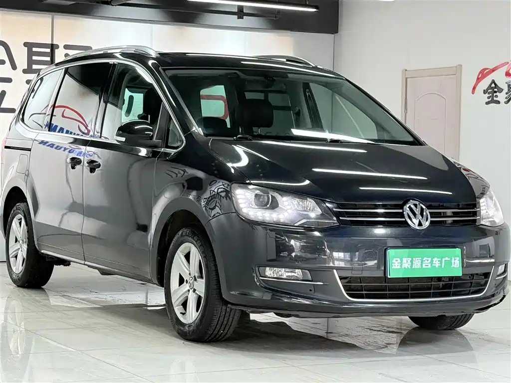 Volkswagen Sharan 2014 2.0TSI Comfort фото 3