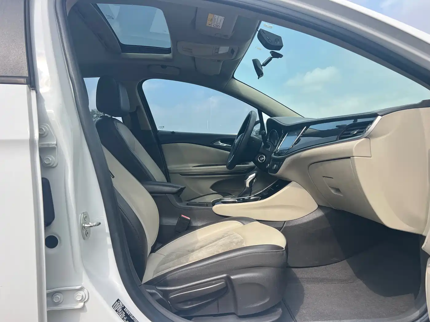 Buick Verano 2017 Sedan 15S Automatic Leading фото 8