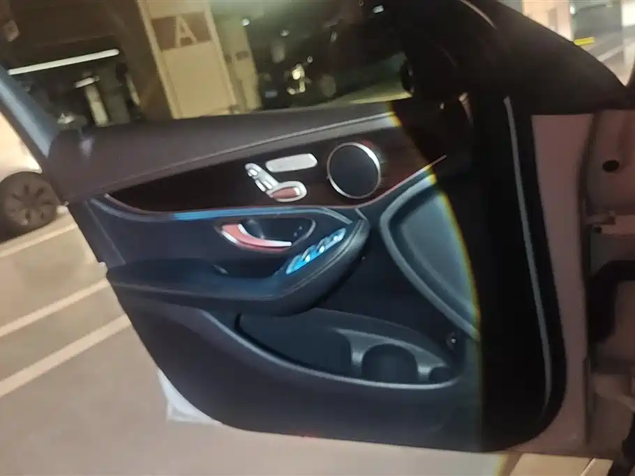 Mercedes-Benz GLC 2019 GLC 260 L 4MATIC Luxury фото 7