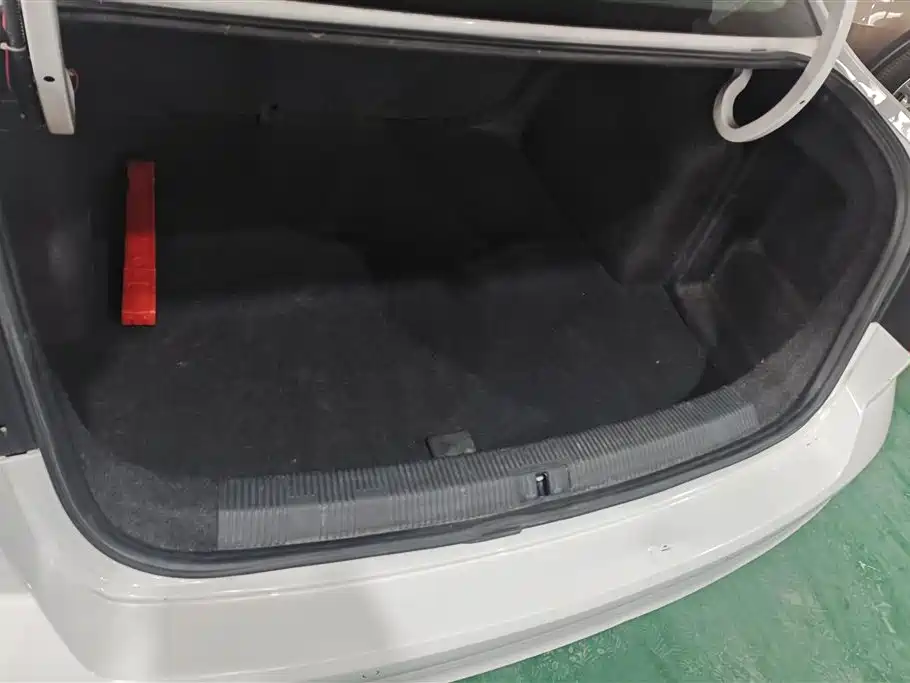 Volkswagen Bora 2019 Facelift 1.5L Automatic Fashion China V фото 4
