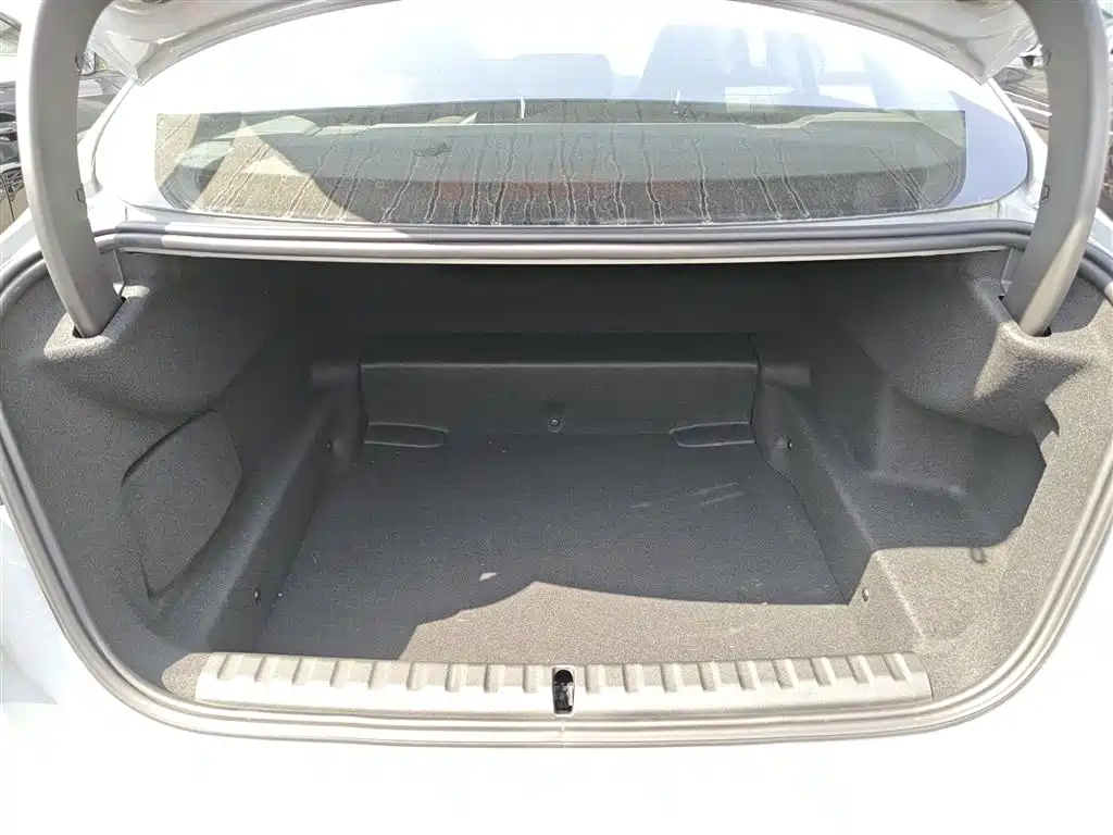 BMW 2 Series 2025 225L M Sport Moonlight Package фото 15