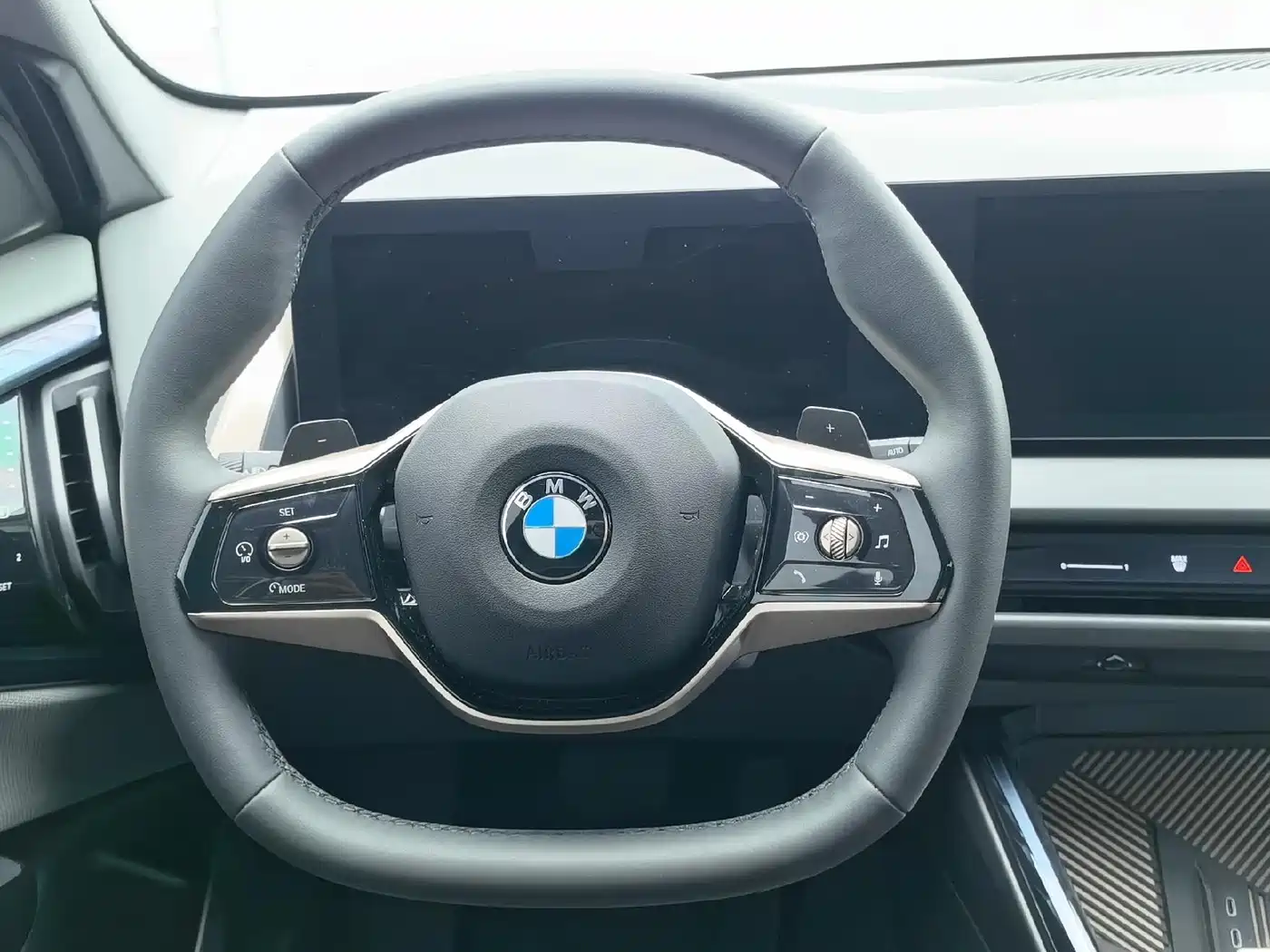 BMW X3 2025 Facelift xDrive25L Luxury Package фото 16