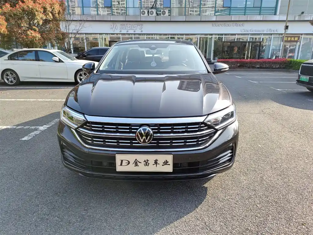 Volkswagen Sagitar 2024 300TSI DSG Surpass Edition фото 2