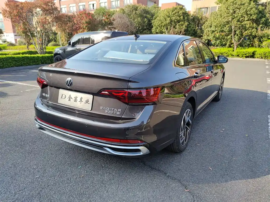 Volkswagen Sagitar 2024 300TSI DSG Surpass Edition фото 8