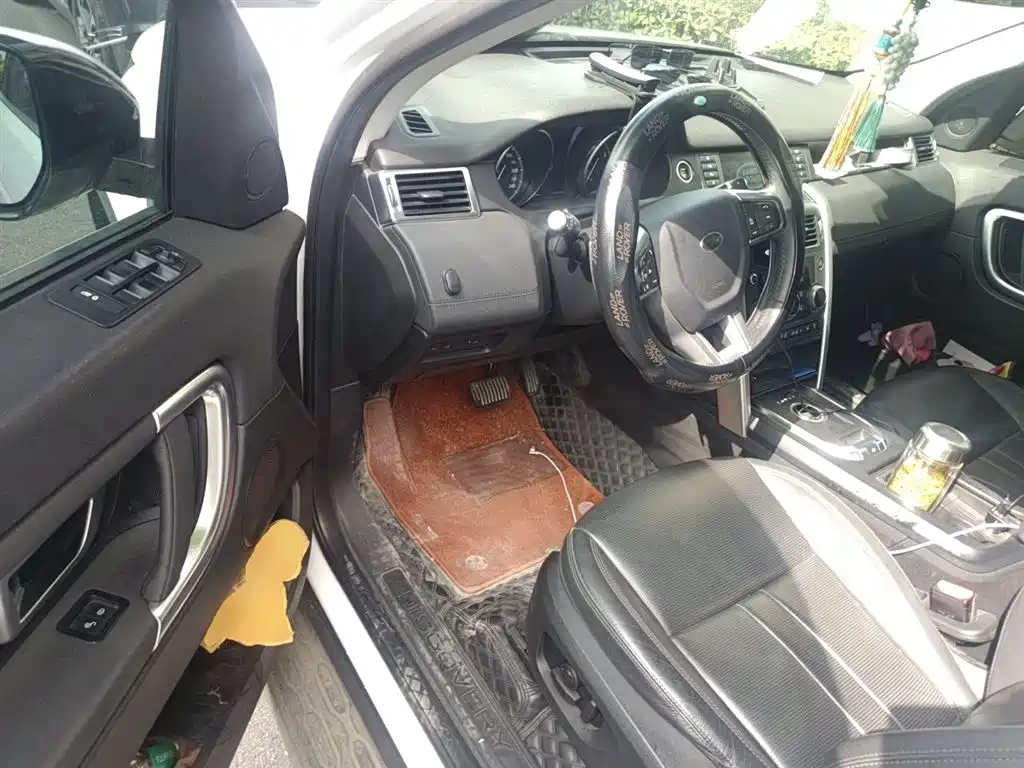 Land Rover Discovery Sport 2018 240PS SE Edition фото 17