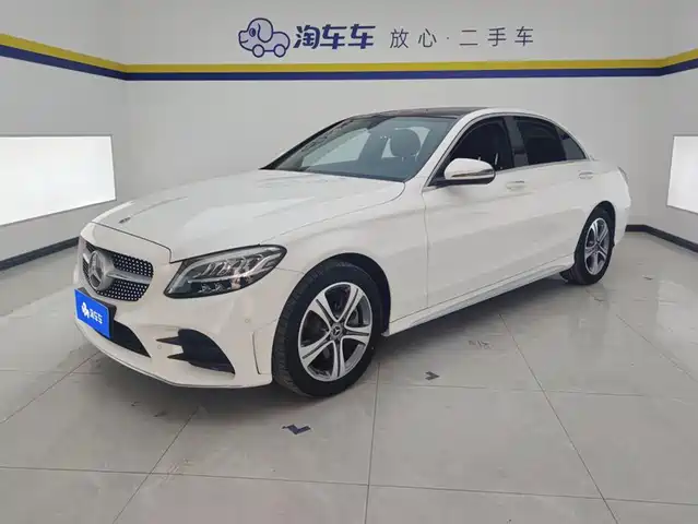 Mercedes-Benz C-Class 2020