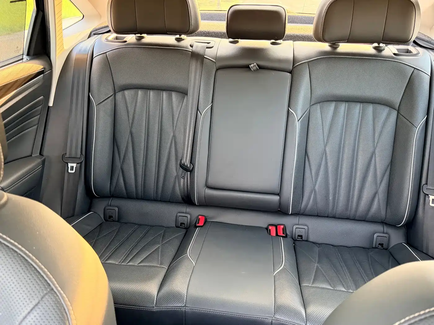 Фото 24 - Volkswagen Passat