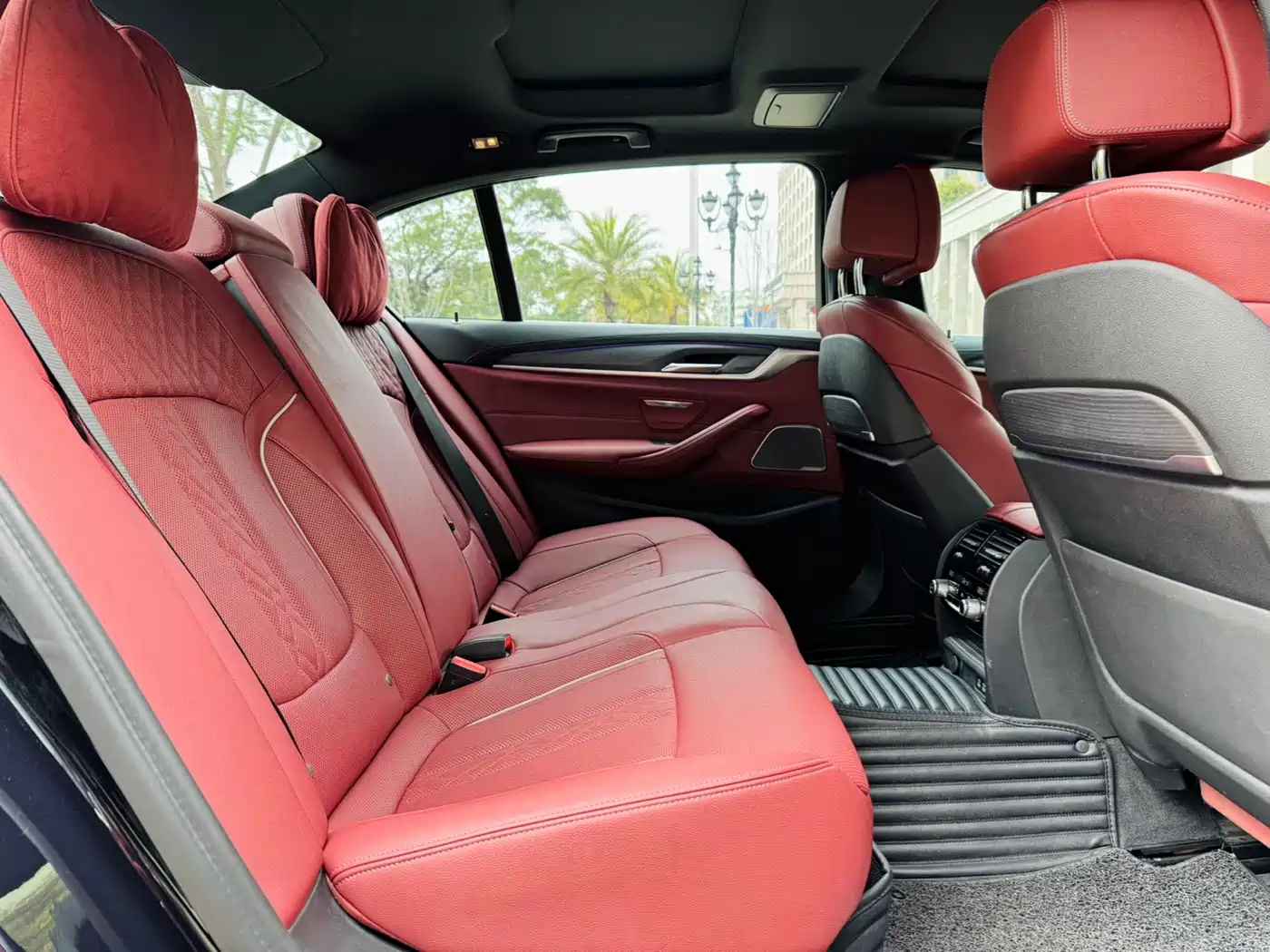 BMW 5 Series 2021 530Li Premium M Sport Package фото 22