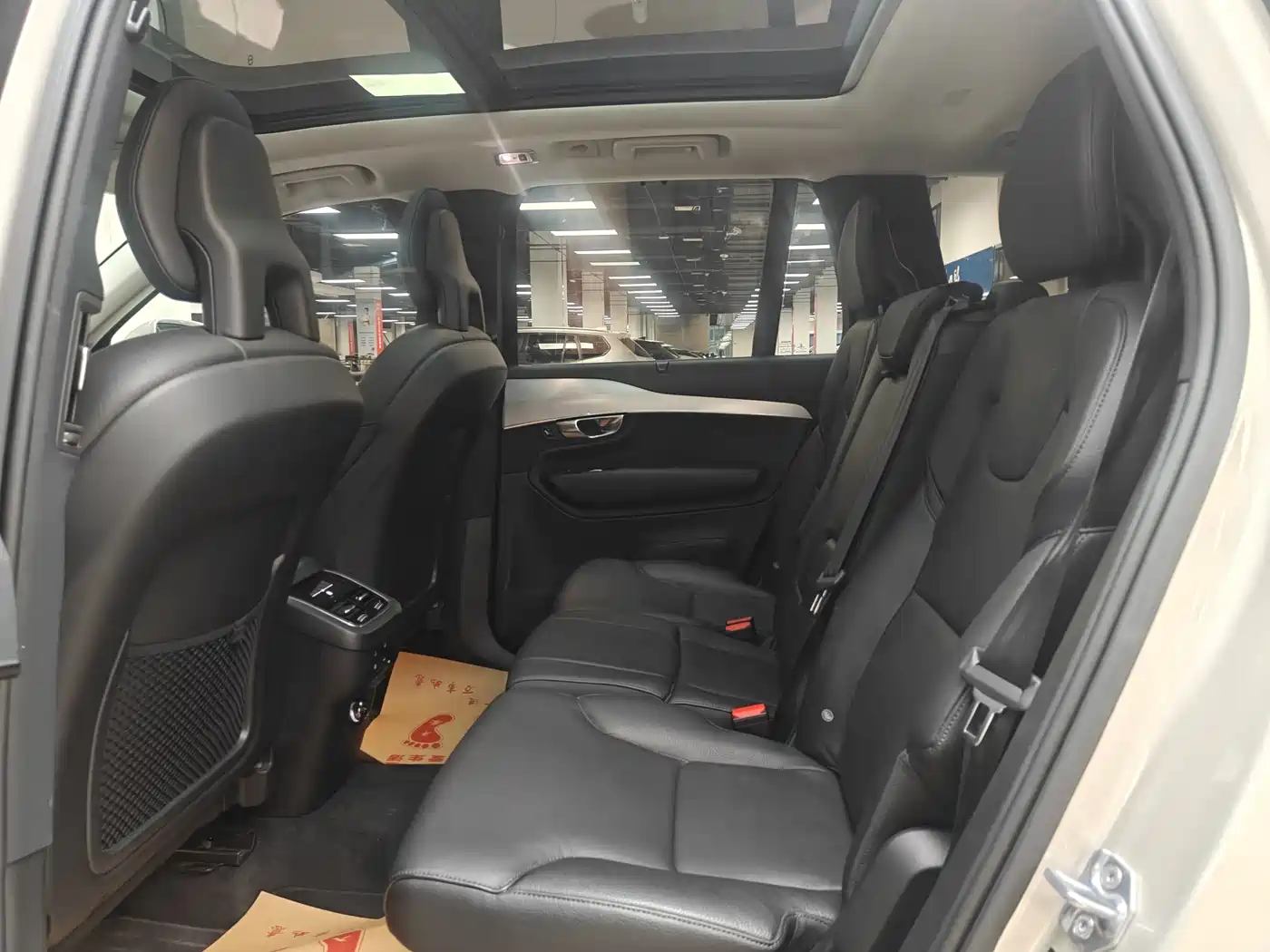 Volvo XC90 2018 T6 Momentum 5-seater фото 9