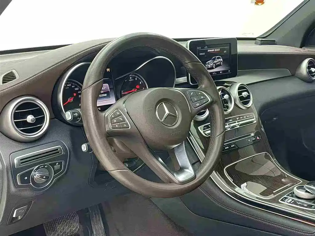 Mercedes-Benz GLC 2019 GLC 260 L 4MATIC Dynamic фото 11
