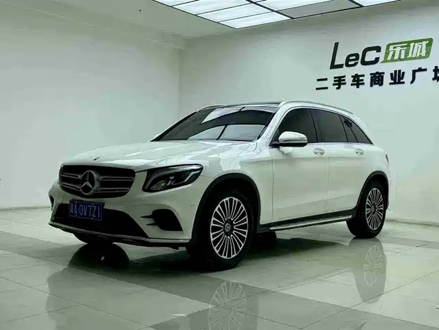 MERCEDES-BENZ GLC