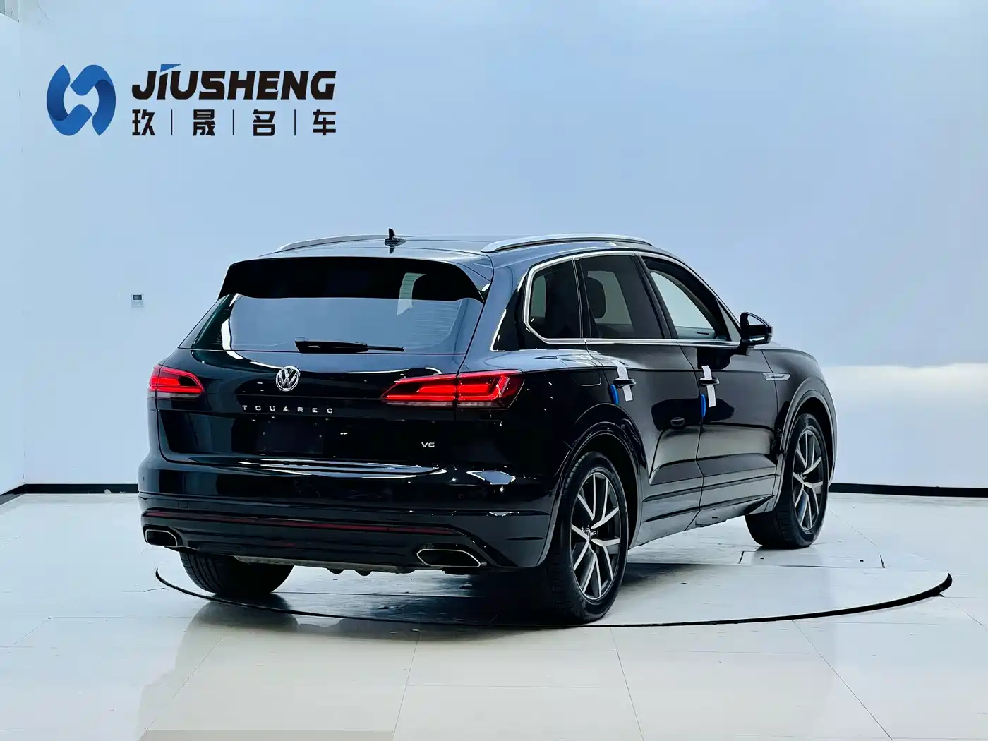 Volkswagen Touareg 2019 3.0TSI Sharp Edge Edition China VI фото 5