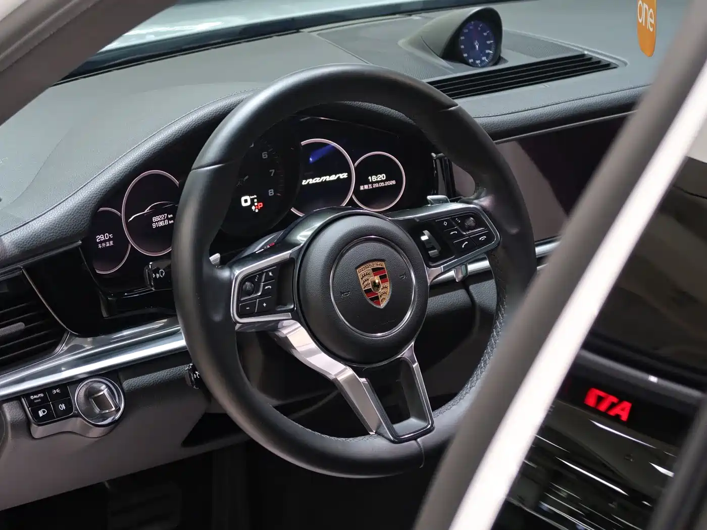 Porsche Panamera 2019 Panamera 2.9T фото 6