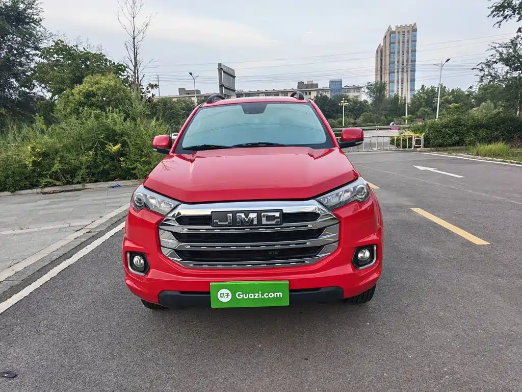 Jiangling Yuhu 7 2022 2022 2.0T Automatic Diesel 4WD Comfort Long Wheelbase