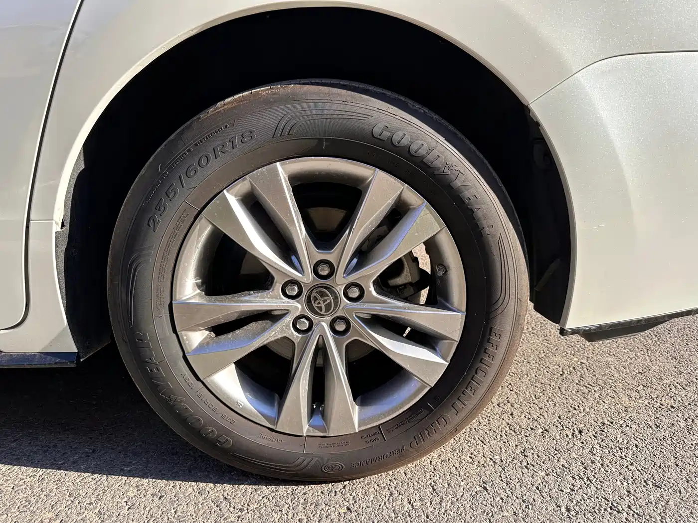 Toyota Sienna 2021 2.5L Hybrid Ultimate Edition фото 17