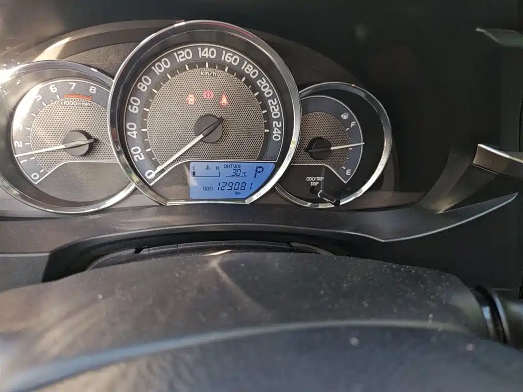 Toyota Levin 2014 1.6G CVT Elite Edition фото 13