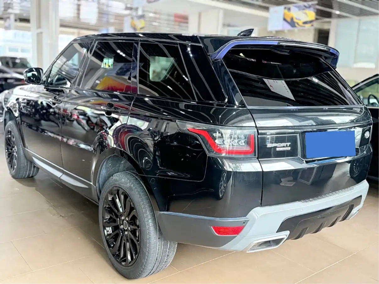 Land Rover Range Rover Sport 2019 3.0 SC V6 Special Edition фото 17