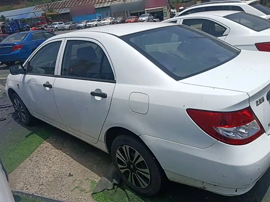 BYD F3 2012 Energy-saving Edition 1.5L Manual Comfort фото 5