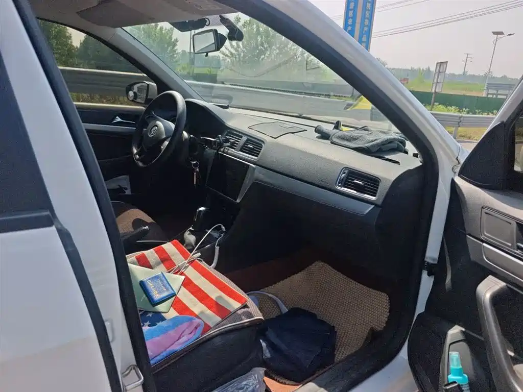 Volkswagen Lavida 2018 Classic 1.5L Automatic Trend China VI фото 21