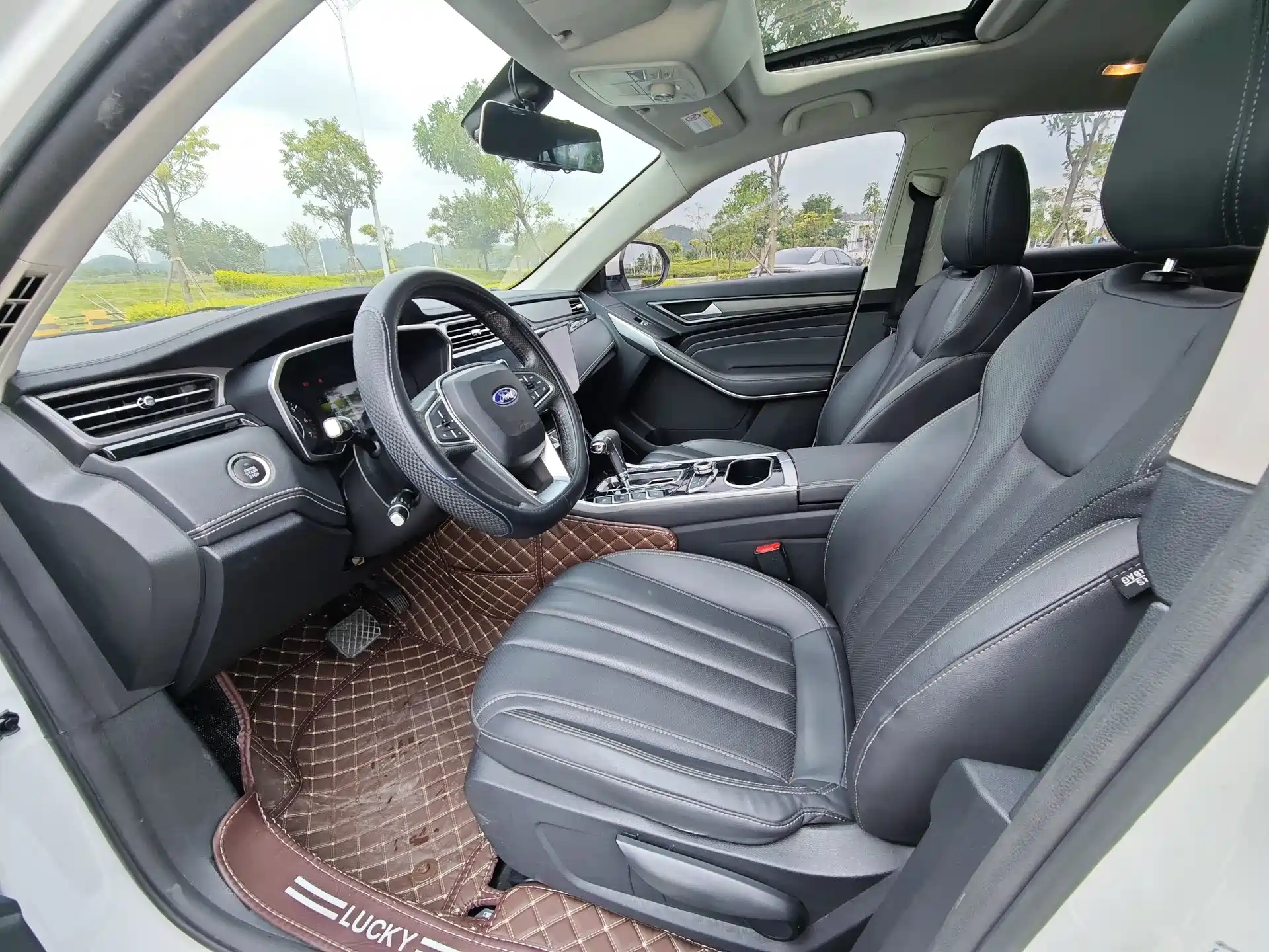 Photo 11 - Ford Territory