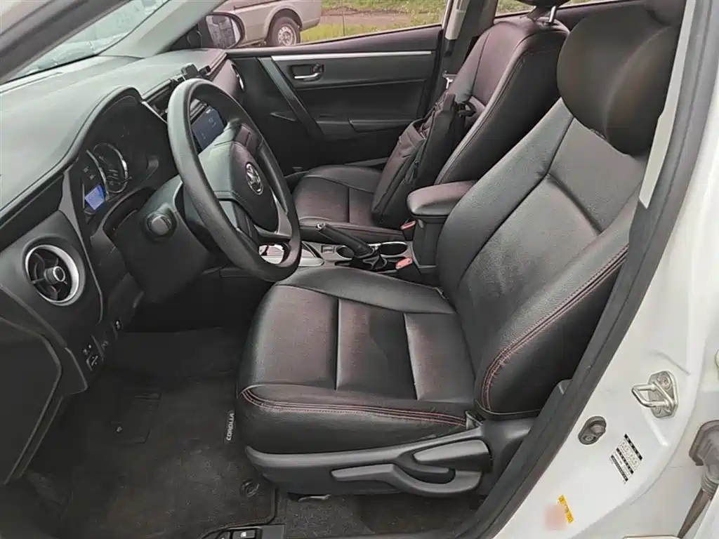 Toyota Corolla 2018 1.2T S-CVT GL Smart Edition фото 15