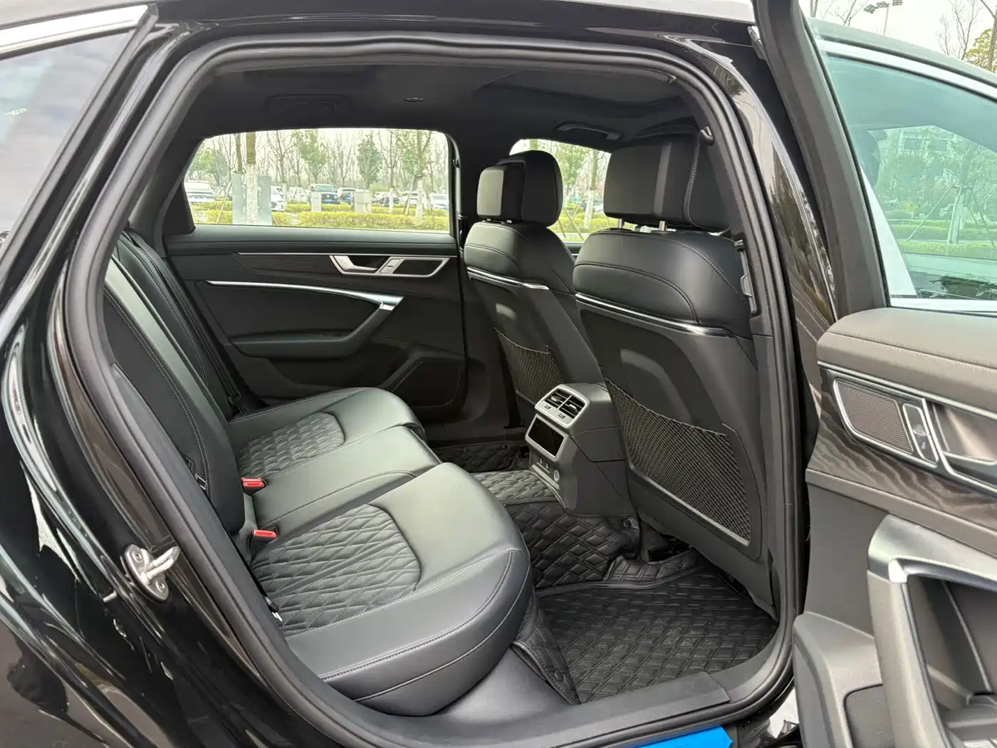 Audi A6L 2025 Model Year Facelift 45 TFSI quattro Premium Sport фото 13