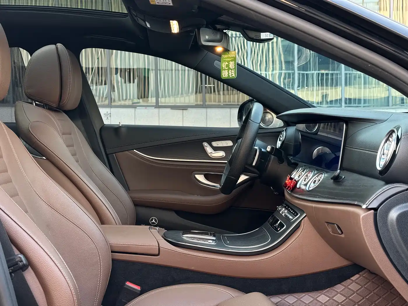 Mercedes-Benz E-Class 2022 E 300 L Sport Luxury фото 20