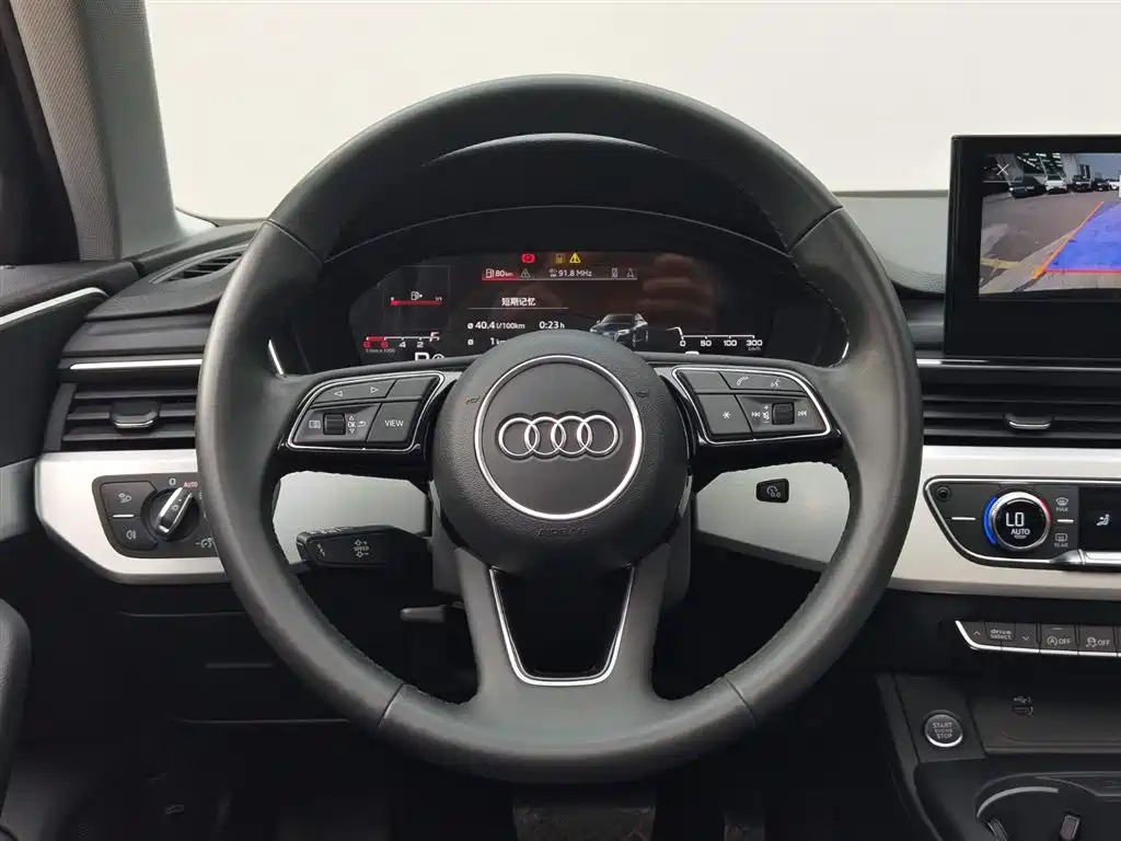 Audi A4L 2020 40 TFSI Luxury Dynamic фото 16