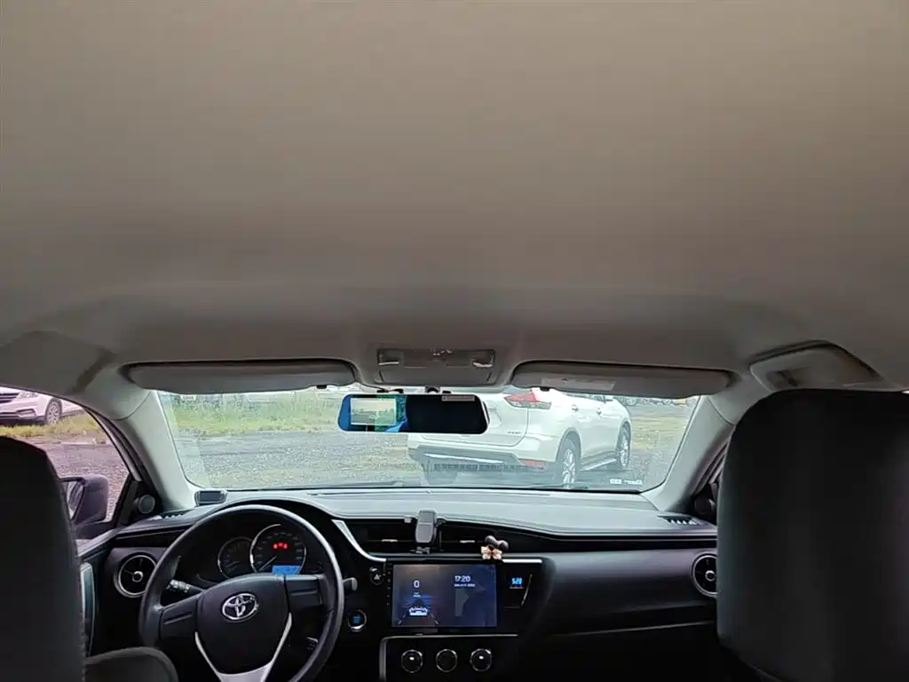 Toyota Corolla 2018 1.2T S-CVT GL Smart Edition фото 18
