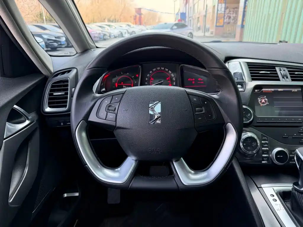 DS 5 2014 2014 1.6T Luxury THP160