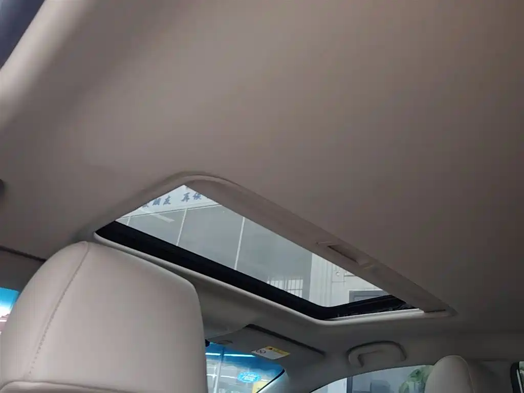 Buick Excelle 2019 15T DCT Connected Elite Type China VI фото 18