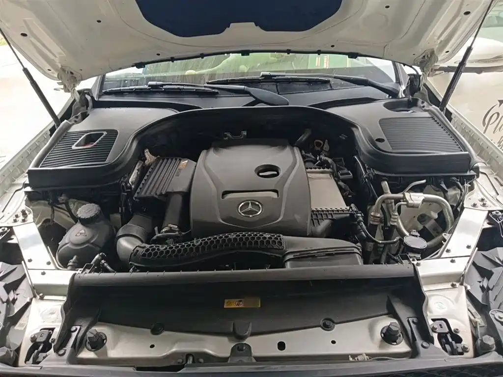 Mercedes-Benz GLC 2019 GLC 260 4MATIC Luxury фото 16