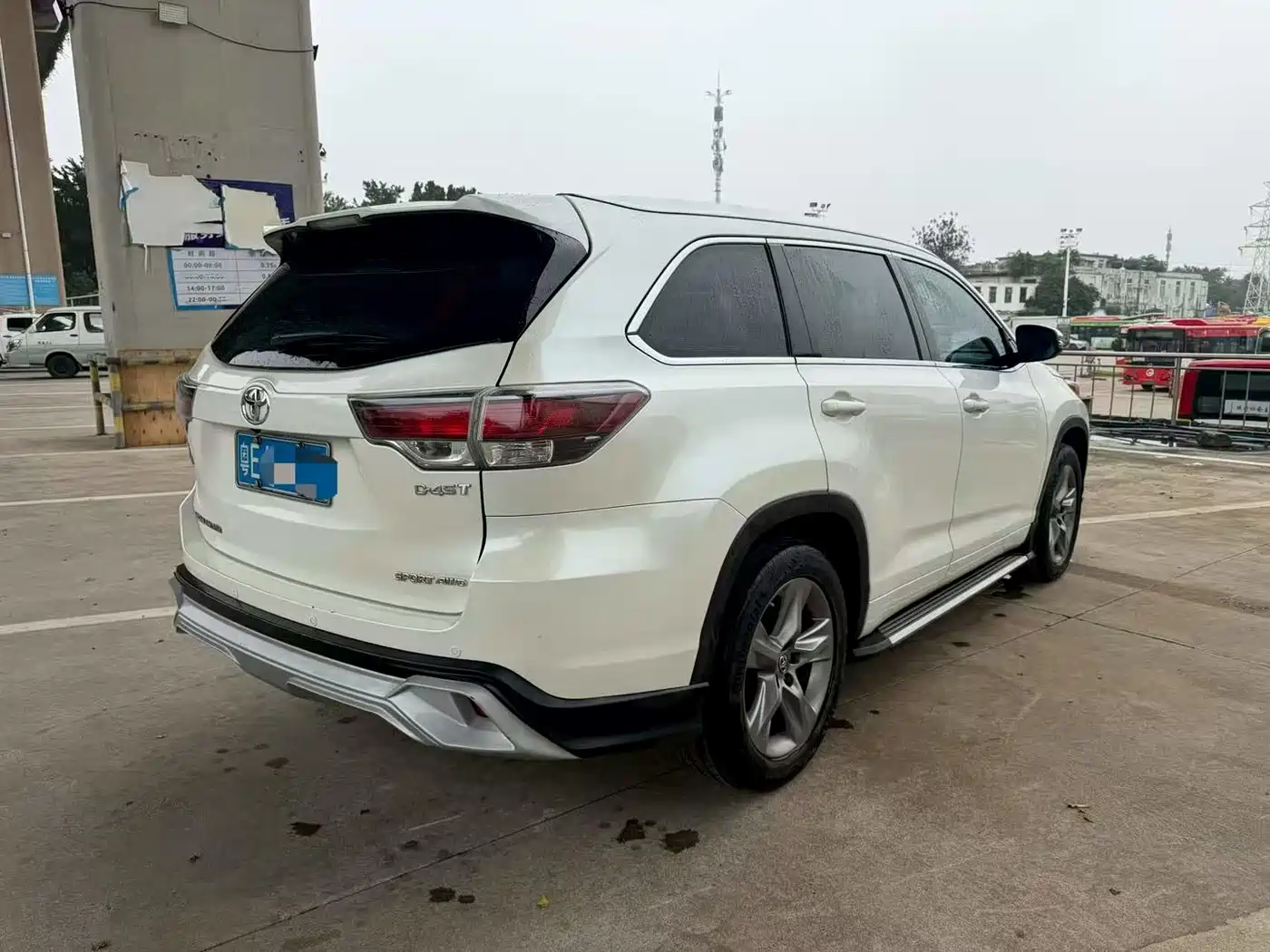 Toyota Highlander 2015 2.0T AWD Luxury Edition 7-seater фото 4