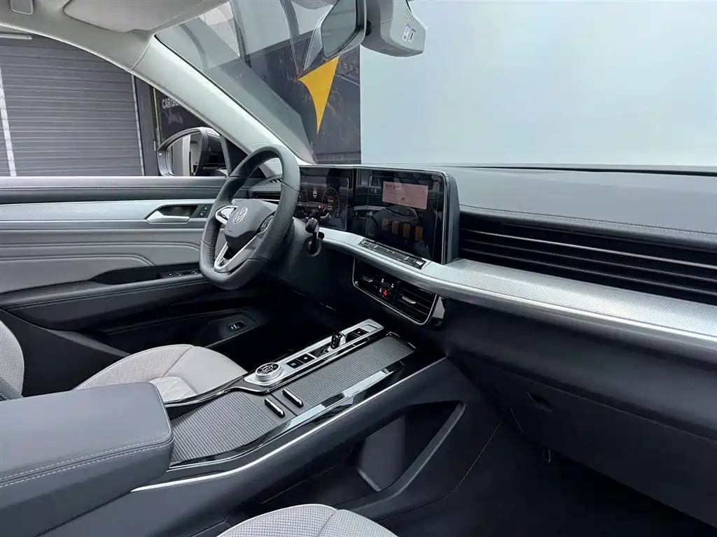 VOLKSWAGEN RANGE PATROL