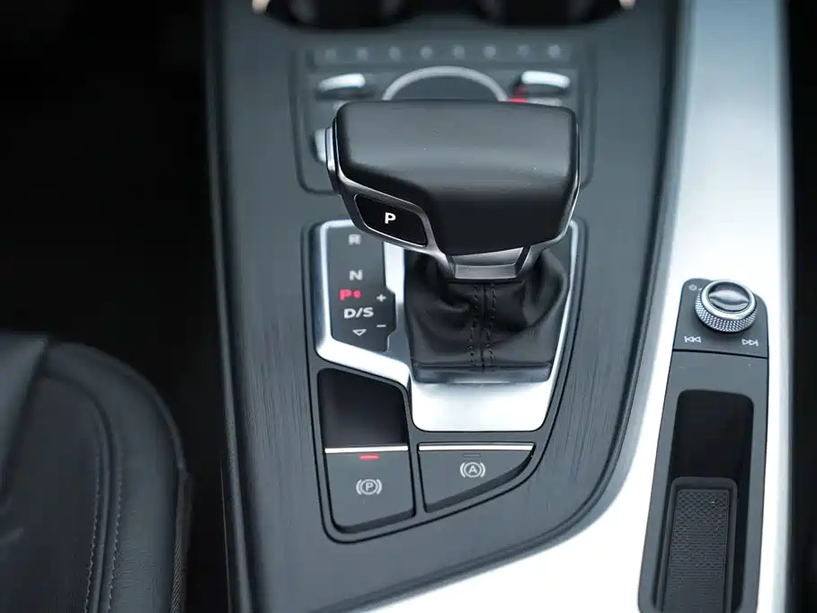 Audi A4L 2019 40 TFSI Fashion (China VI) фото 12