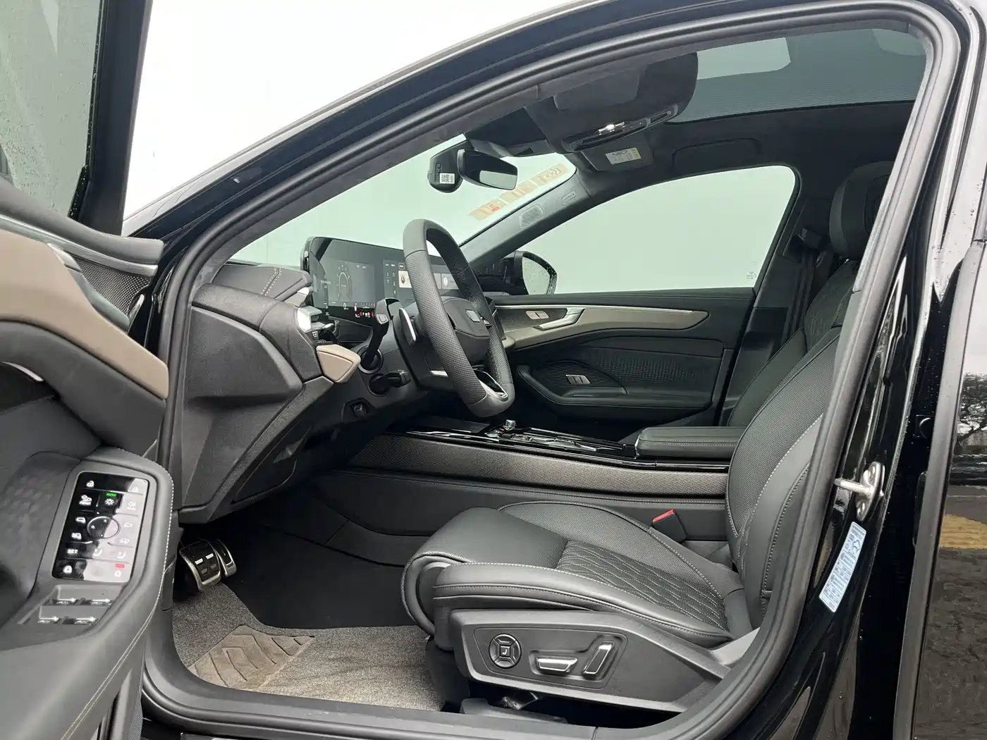 Audi A6L 2026 Model 3.0T Sport Edition фото 7