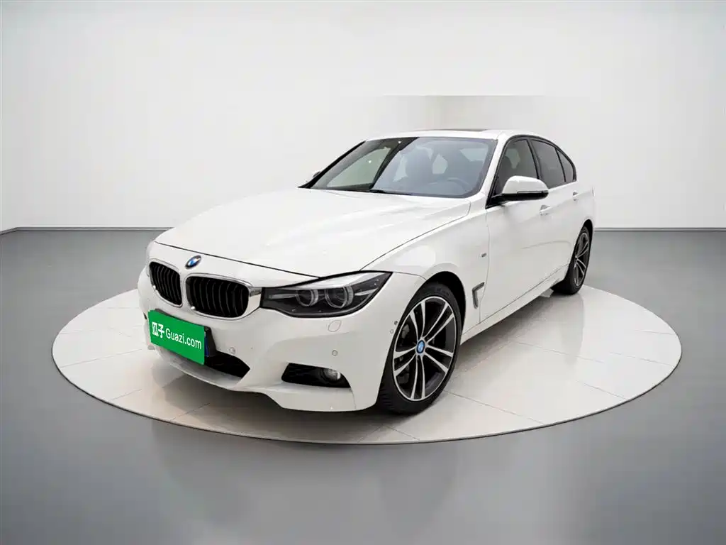 BMW 3 Series GT 2018 330i xDrive M Sport