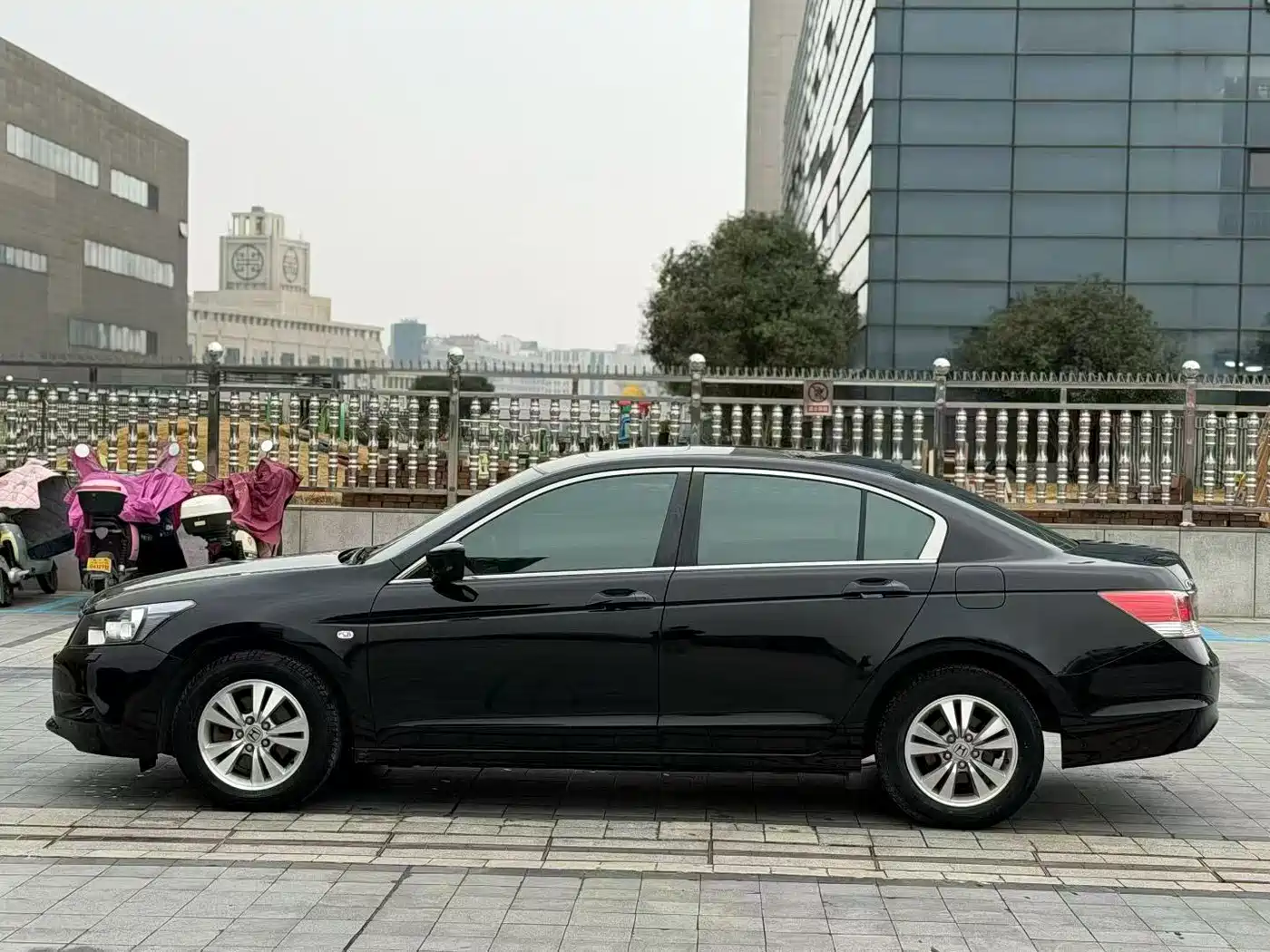 Фото 5 - Honda Accord