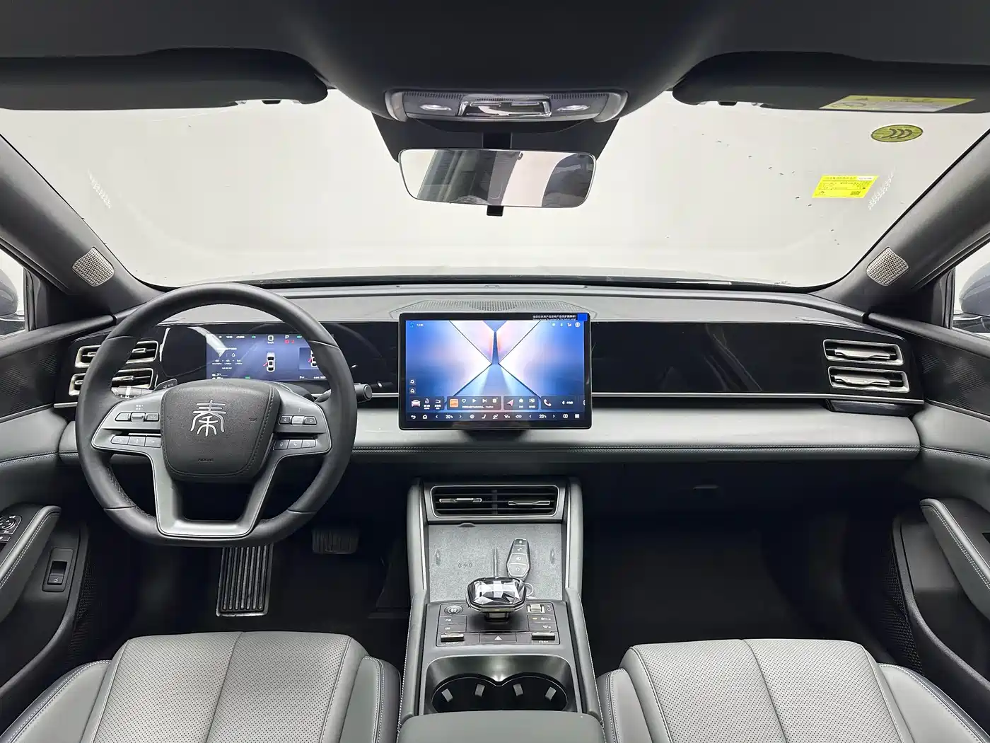 BYD Qin L 2025 DM-i Smart Drive Edition 120KM Surpassing фото 13