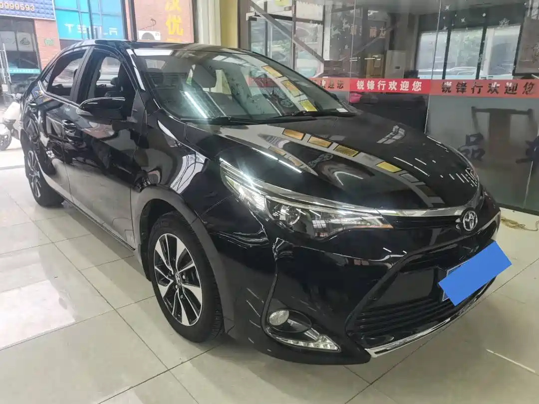 Toyota Levin 2018 185T CVT Premium Edition China V фото 3