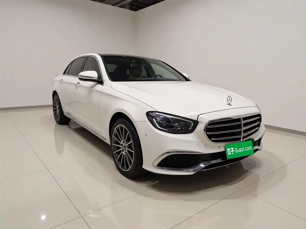 Mercedes-Benz E-Class New Energy 2022 Facelift II E 350 e L Plug-in Hybrid Sedan фото 3