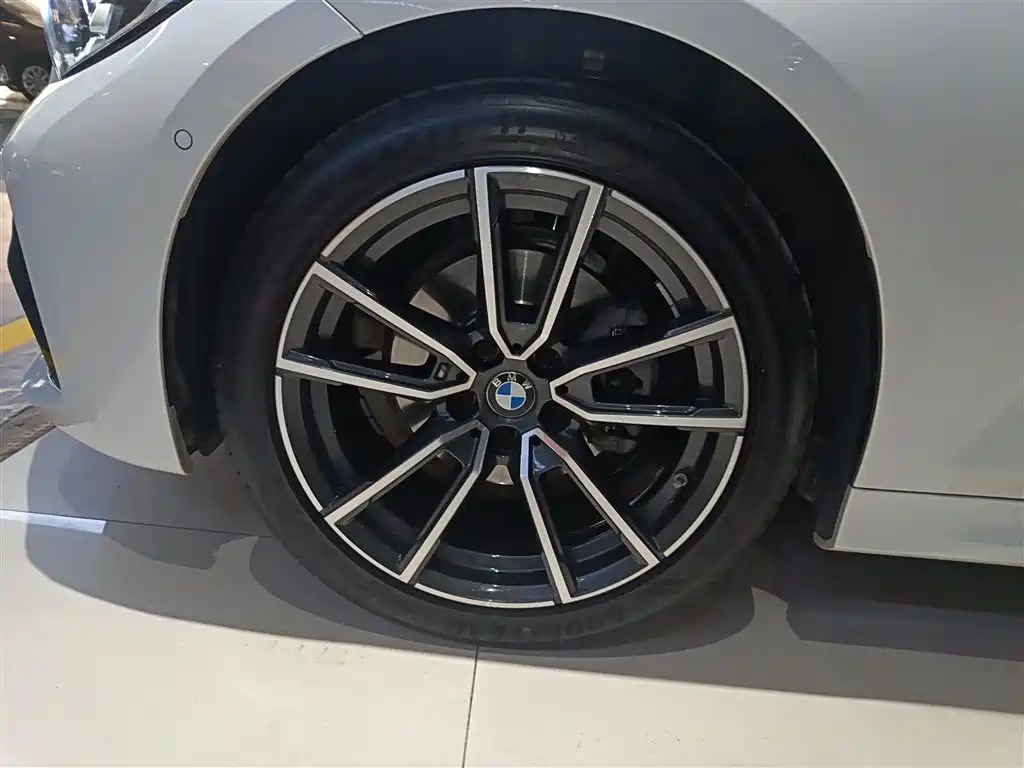 BMW 3 Series 2021 Facelift 320Li M Sport Package фото 25