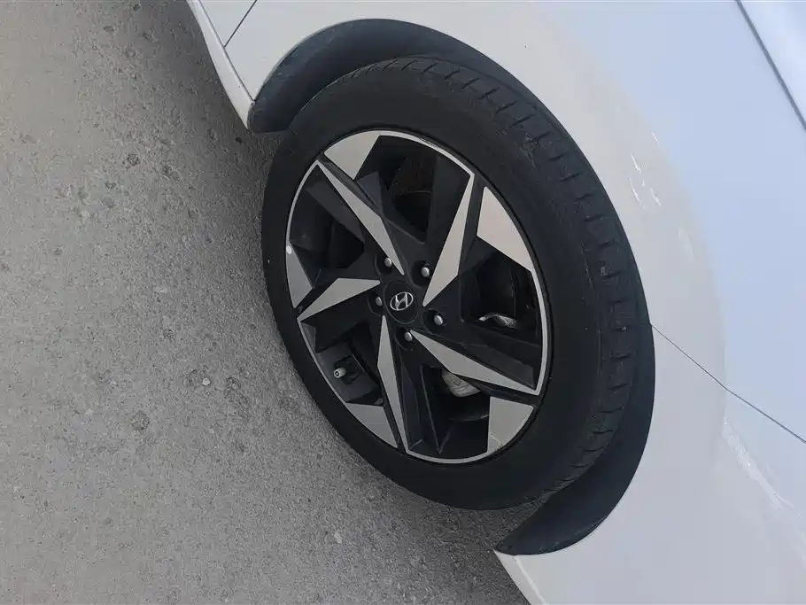 Hyundai Elantra 2021 240TGDi DCT LUX Premium Edition фото 6